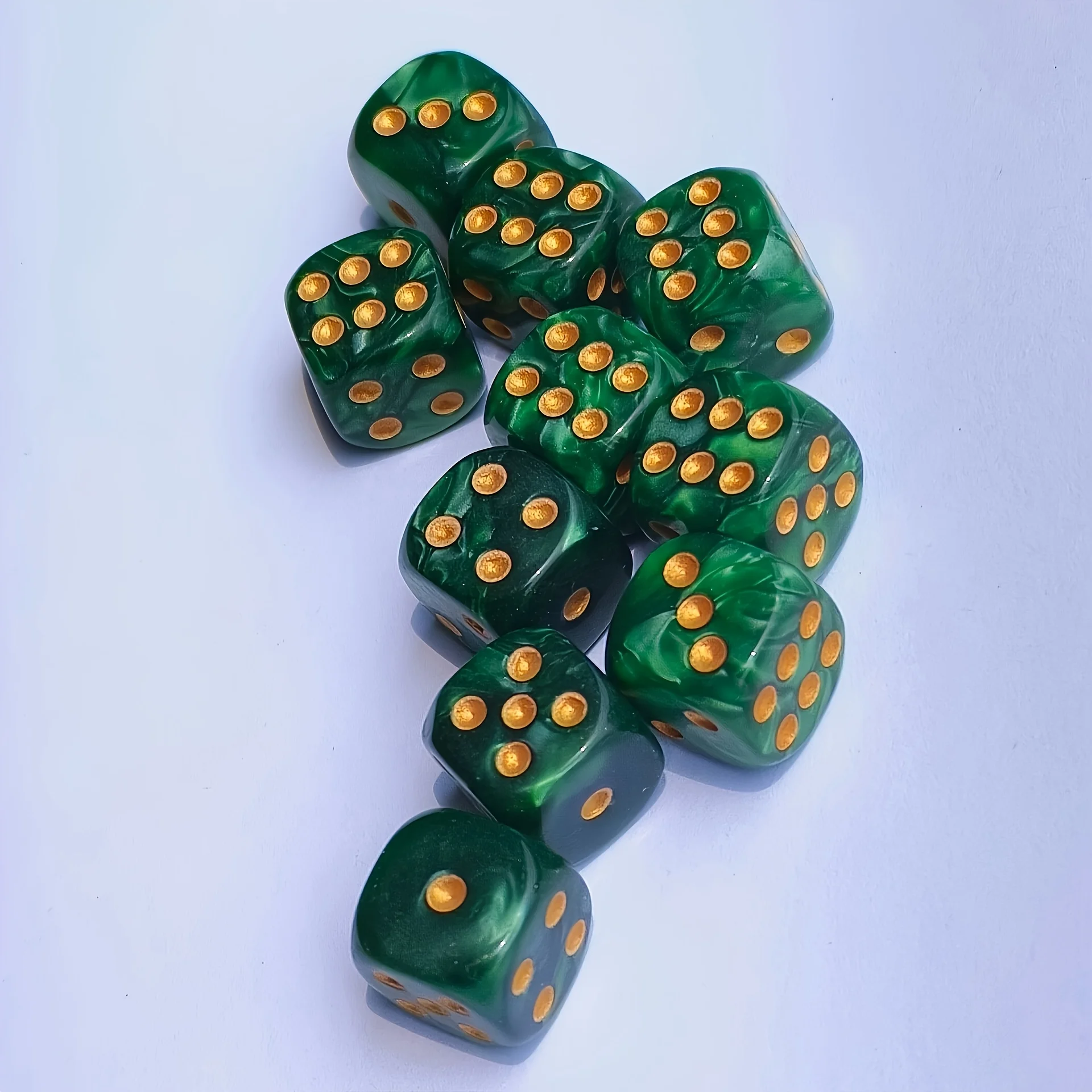 10Pcs 12mm Pearl Swirl D6 Dice - Board Game Live 评论和价格